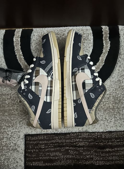 Nike SB Dunk Travis Scott Cactus Jack