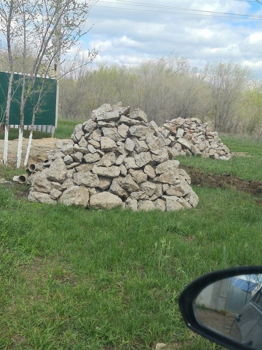 Продам будкамень