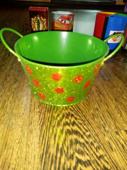 Органайзери за бюро/моливник/цената е на бр.