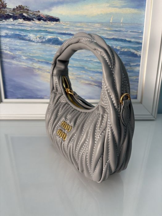 Дамска чанта – М1U М1U + подарък