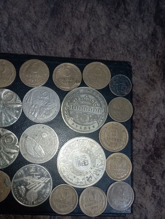 Tanga medal va zinachoklar hammasi optom sotiladi