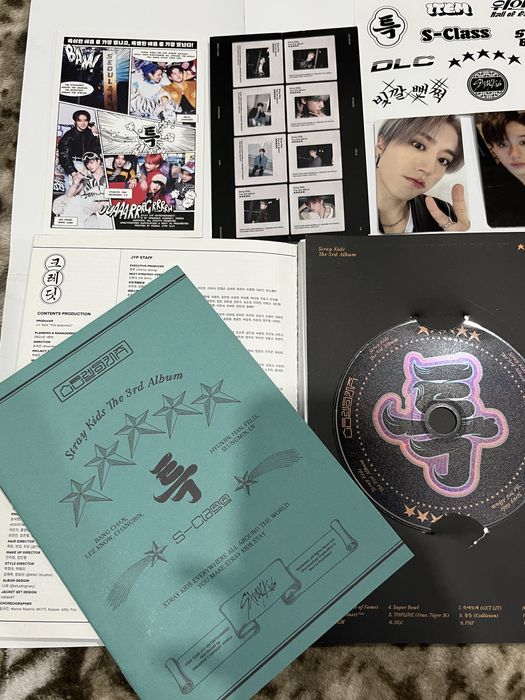 ‼️ Продам альбом Stray kids‼️