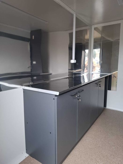 Rulota food noua, nefolosita, mobilata si inmatriculata!