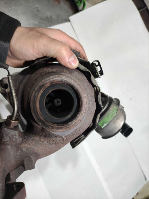 Turbo volkswagen vw passat b7 2.0 CFGB 170 cp  cfg cod 03l253010f