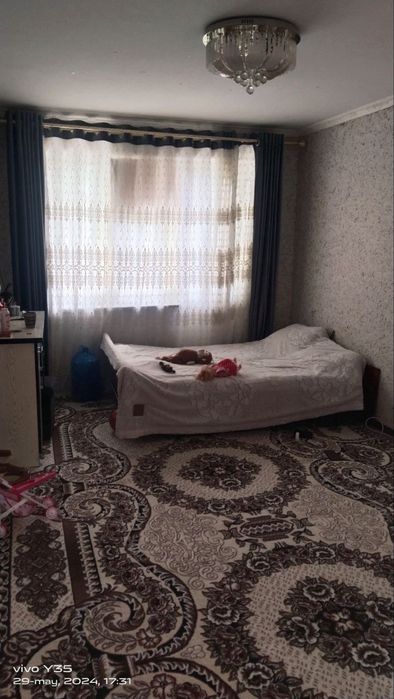 Qarshi shaxridan 2 xonali uy sotiladi