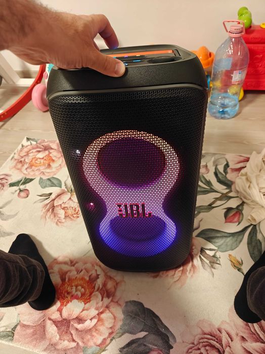 Boxa JBL partybox 120, impecabila, foarte puțin folosita