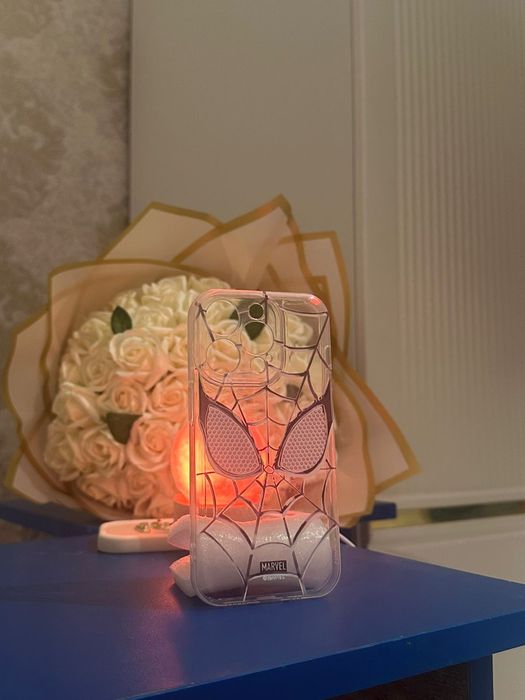 Айфонға чехолдар