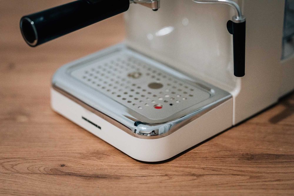 Espressor manual Heinner HEM-1100CR Retro