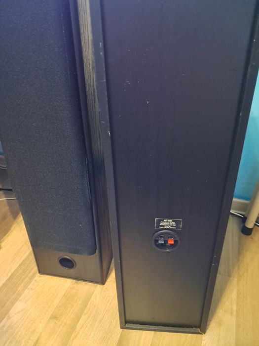 Boxe AC-220  Germania