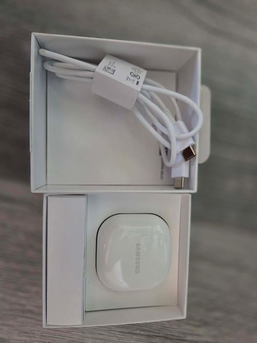 Слушалки Samsung Galaxy Buds FE
