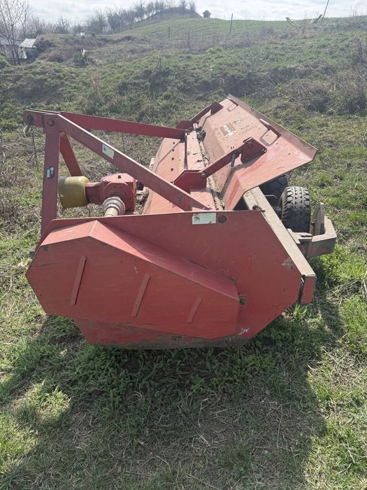 Tocatoare resturi vegetale 2,7 M