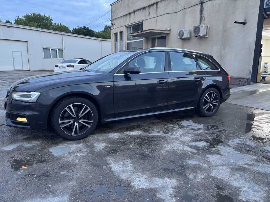 AUDI A4