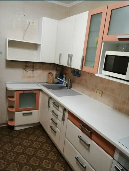 Сарыарка 11-Кенесары,  часики