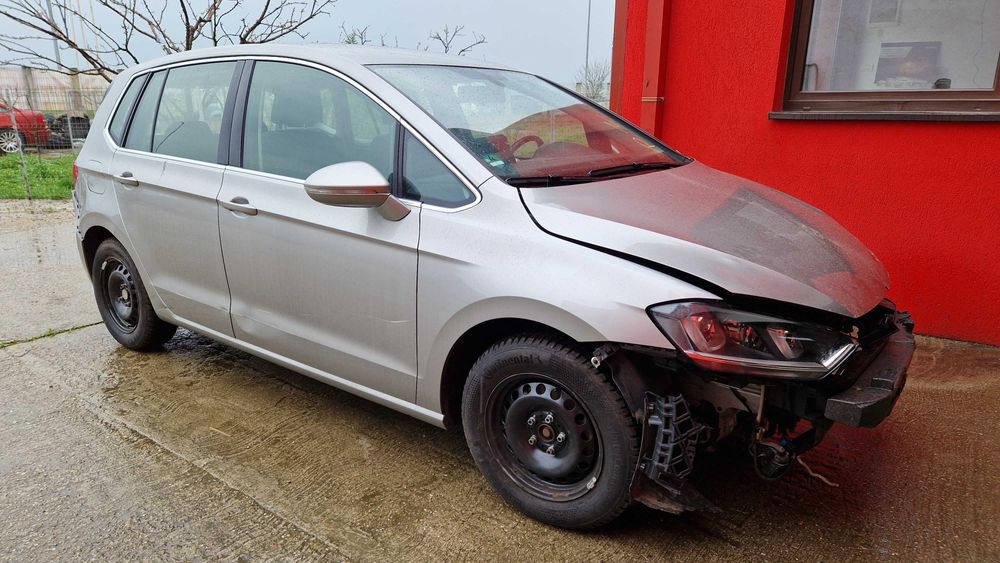 Dezmembrez VW Golf VII 7 Sportsvan 1.4 TSI 57.304km DSG Bi-Xenon LED