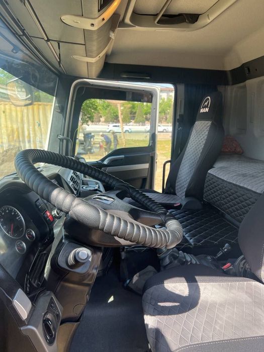 Man TGS  самосвал сотилади.