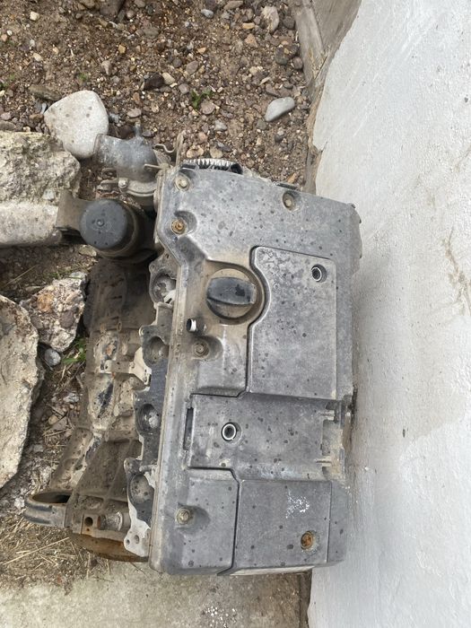 Матор мерс 124 2 куб