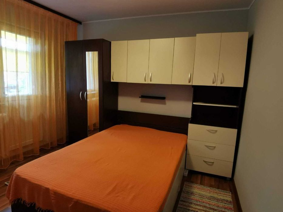 Inchiriere apartament - More