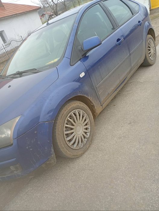 Vând Ford focus !