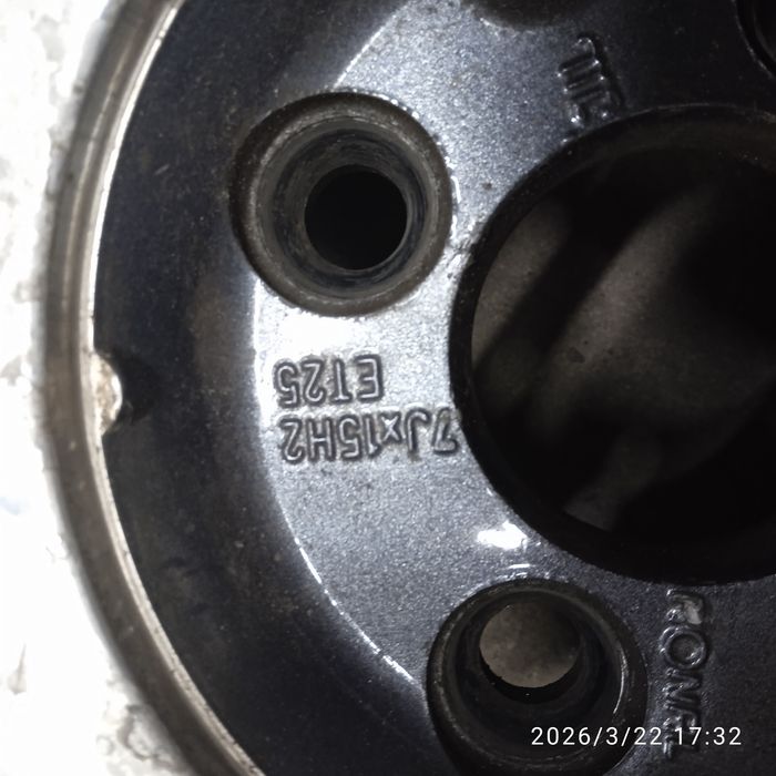 Титанки 4/100 Ет25 вылет наружу