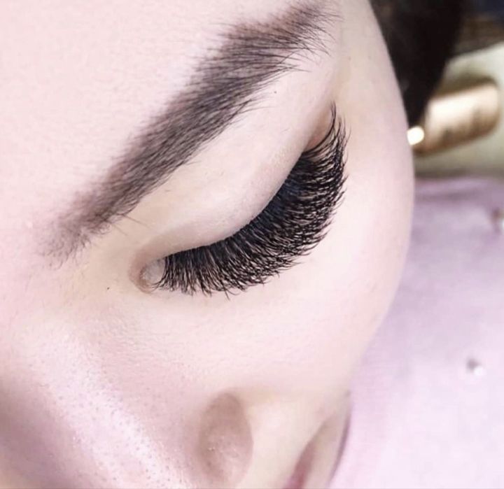 Красивые ресницы наращивание
