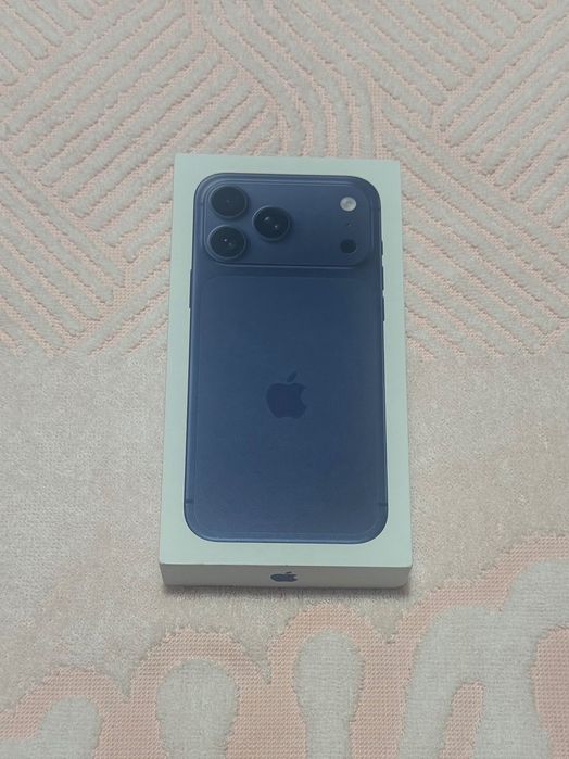 ЧИСТО НОВ iPhone 17 PRO MAX с 1 ТБ памет