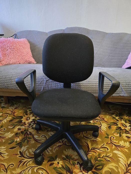 Стул  крутящийся