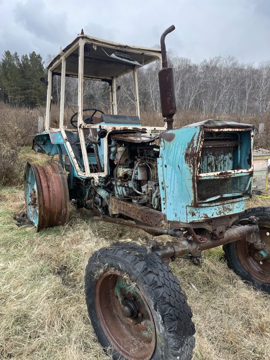 Продам трактор