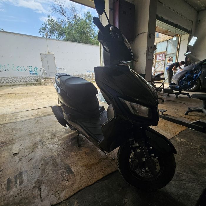 М8 про 150 куб в идеальном состояний