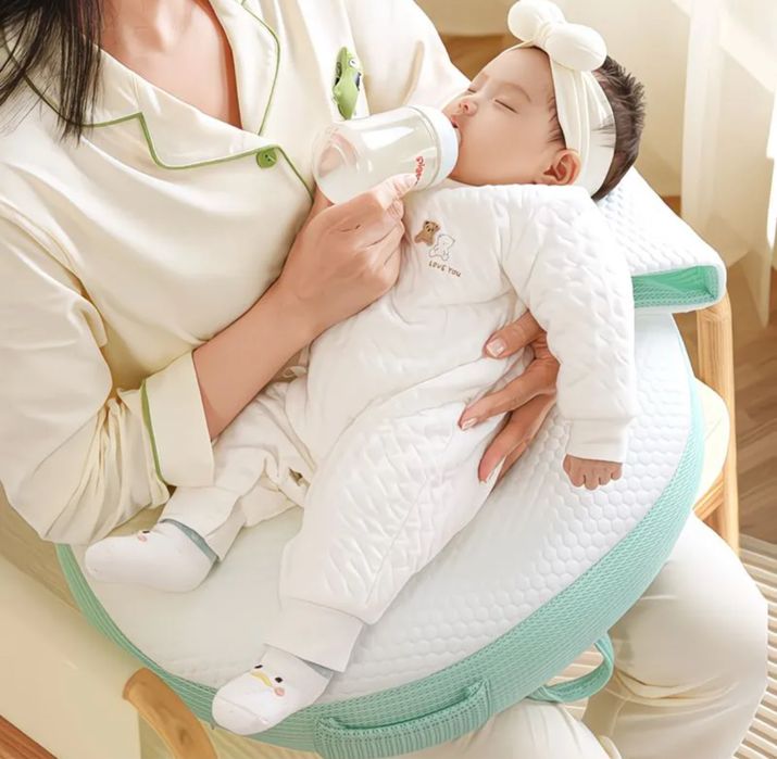 подушка для кормления