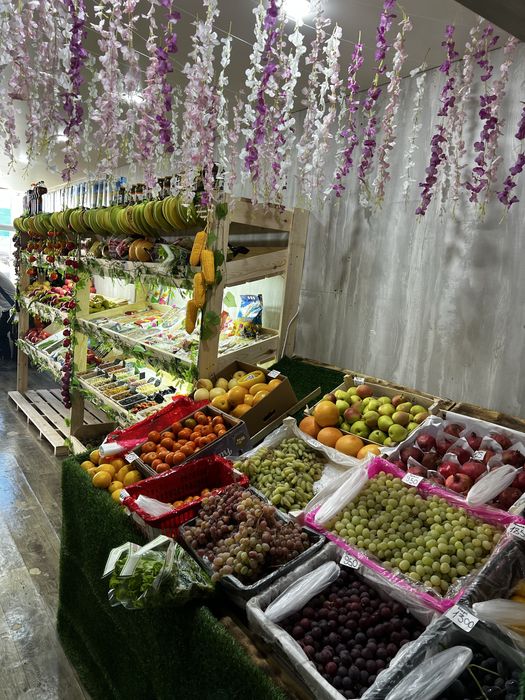 Витрины под овощи и фрукты