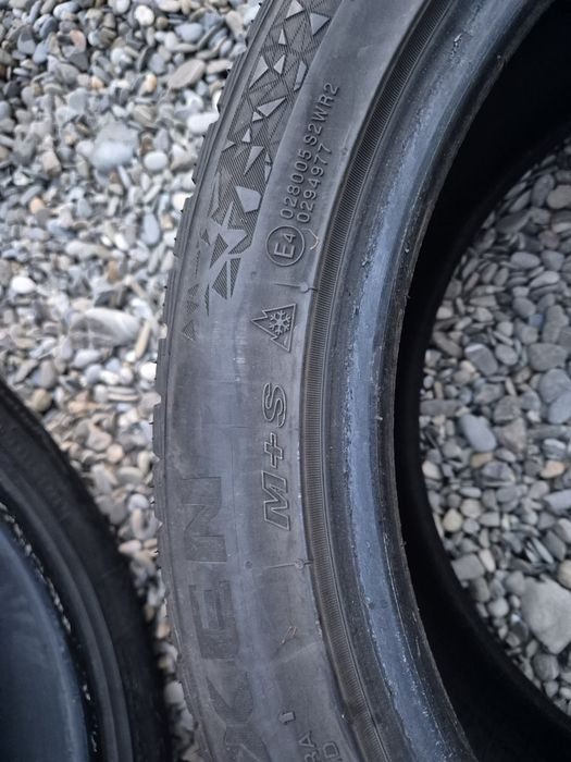 Vând cauciuc 225/45/17 M+S 2și2 imp Germania