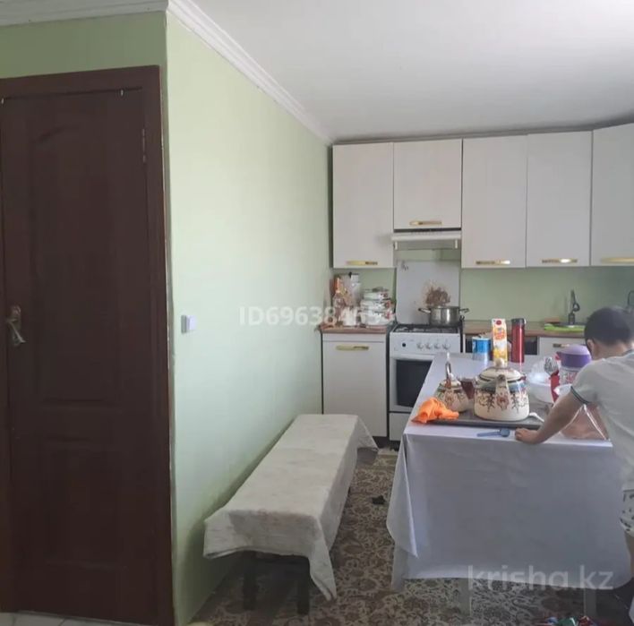 Продается времянка в районе Байтерек 1