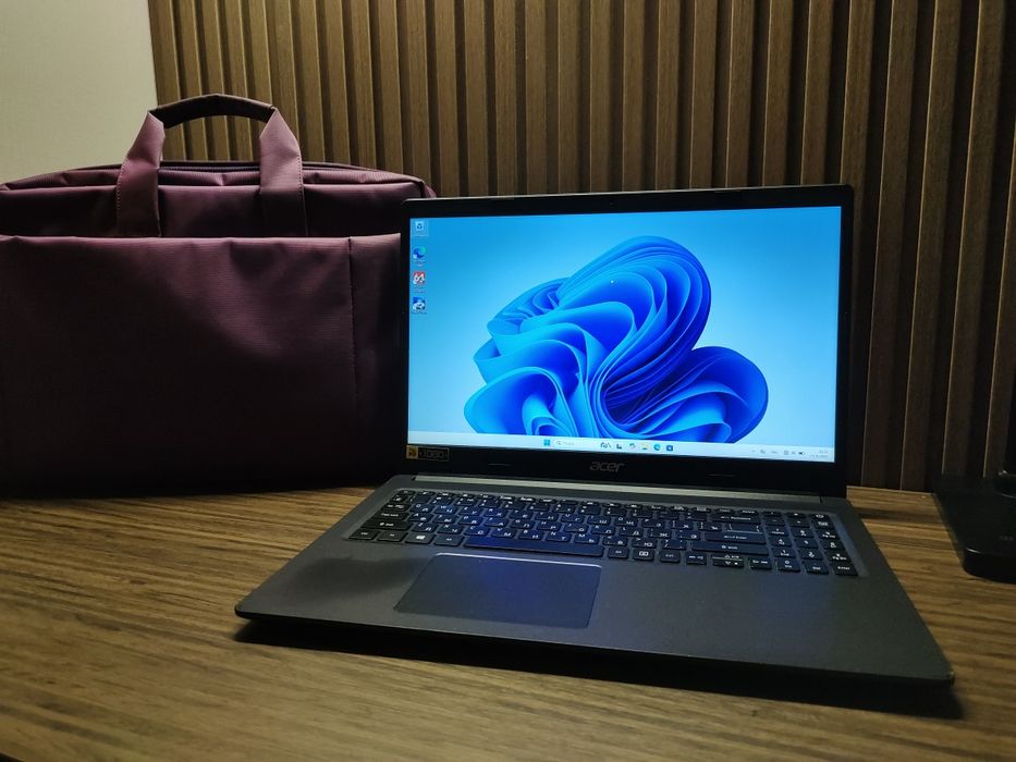 Ноутбук 2020 года Acer 15.6" / Core i5 10-го поколения / 512 SSD/ 8GB
