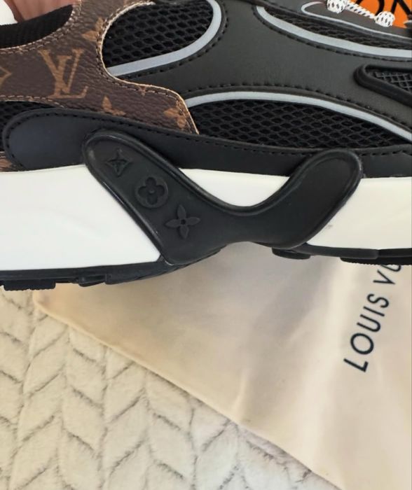 Louis Vuitton сникърси