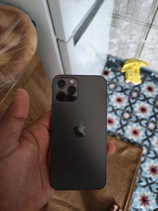 Iphone 12 pro black