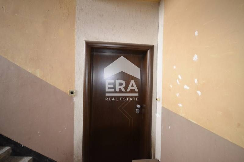 Продава се Тристаен апартамент в Хасково, Овчарски - 120 кв.м за 502 €/кв.м - Снимка #3