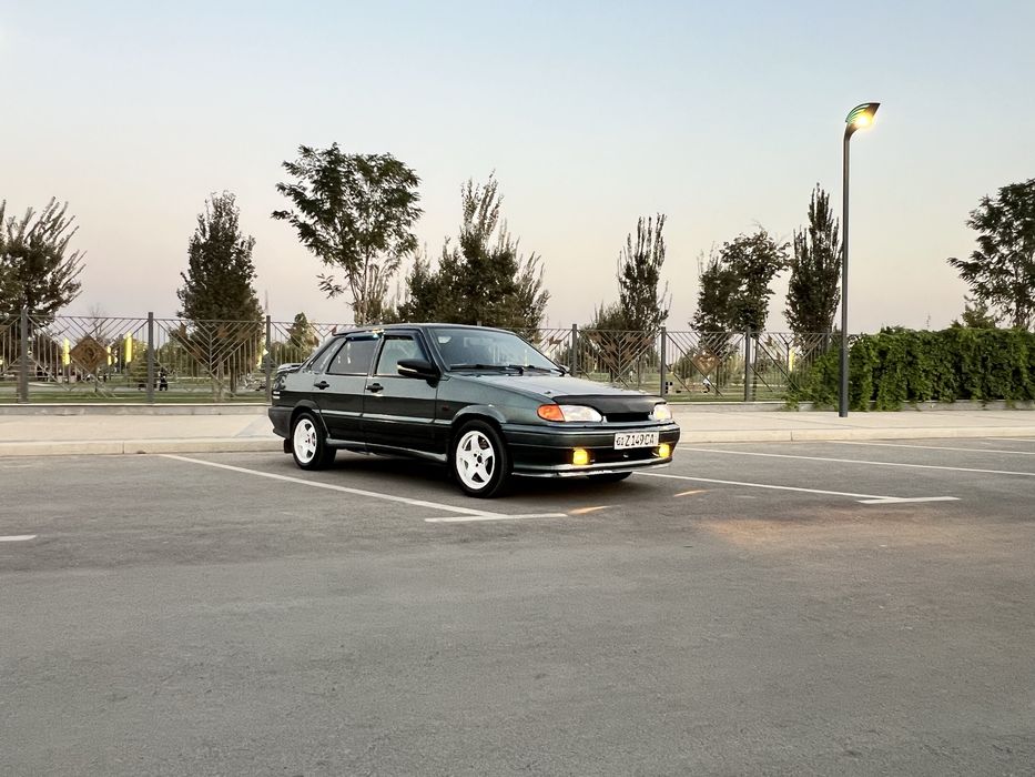 продается Lada Samara 2 (2115)