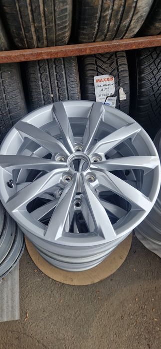 Jante Volkswagen de R 17 inch, modelul Dijon