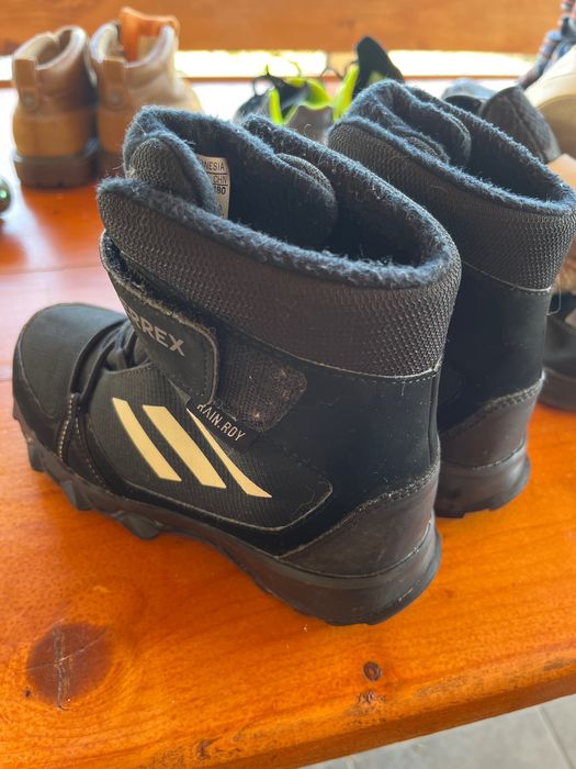Adidas TERREX боти, детски 28 номер