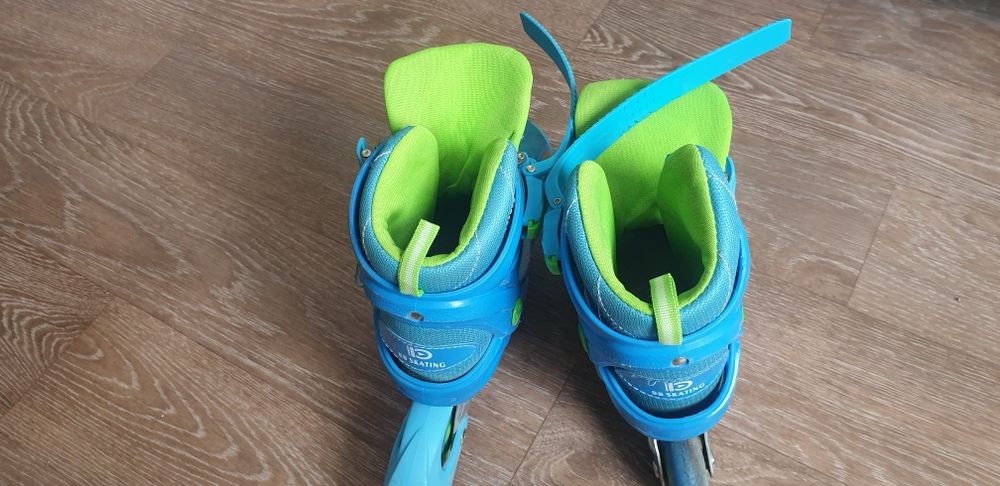 Продам ролики регулируемые