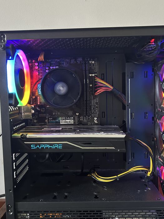 Геймърски компптър, бюджетен 16gb ddr4 rx 470 nitro r5 5600