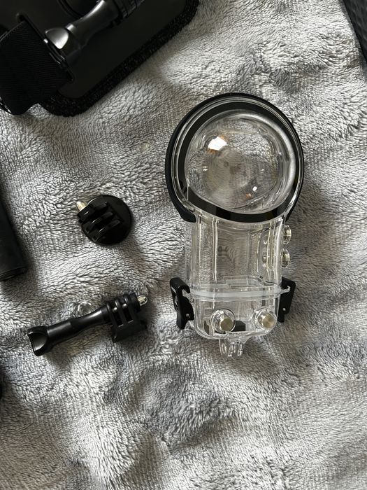 Камера insta360 x3 с оригинальными аксессуарами