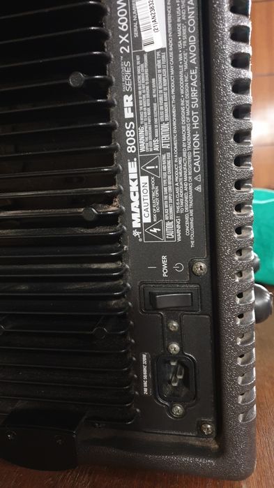 Пулт (power mixer) MACKIE 808S FR SERIES