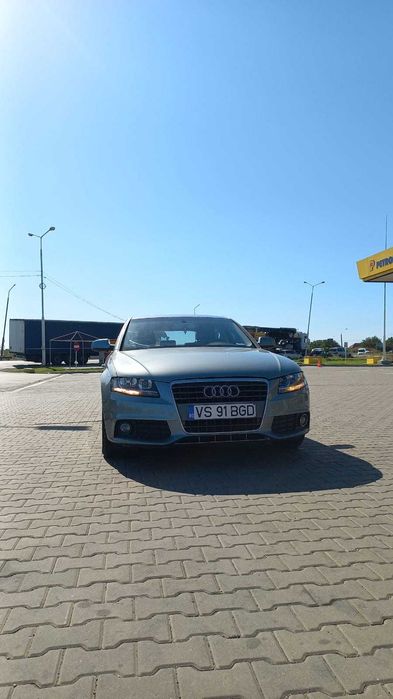 De vânzare Audi A4 B8(Preț negociabil)
