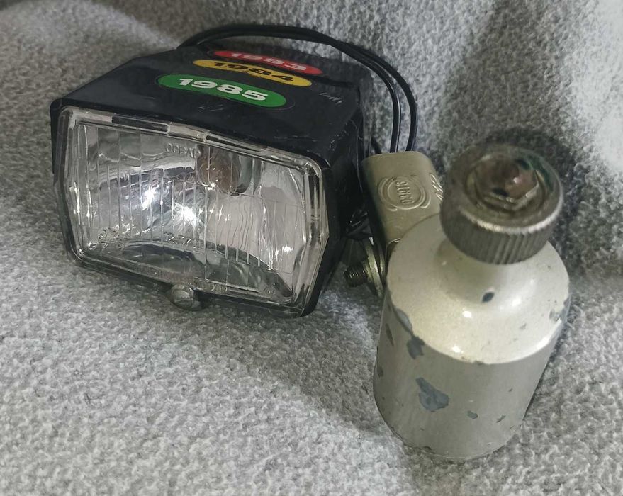 Руска седалка за велосипед Украйна,фар и динамо