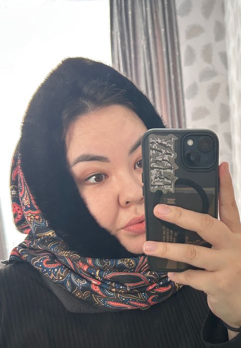 Платок со вставкой норки