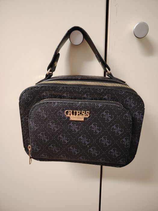 Продавам нови чанти и раници