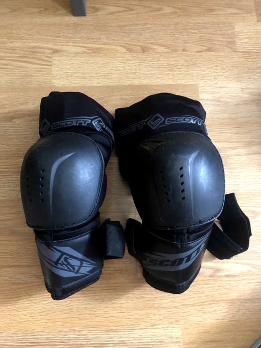 протектори SCOTT Knee Guards O-Zero (S/M)