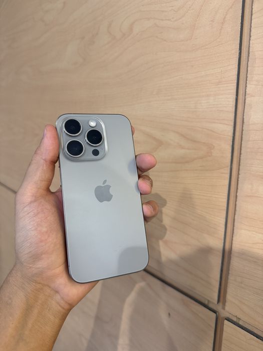 iPhone 15 pro 256 natural, хорошее состояние