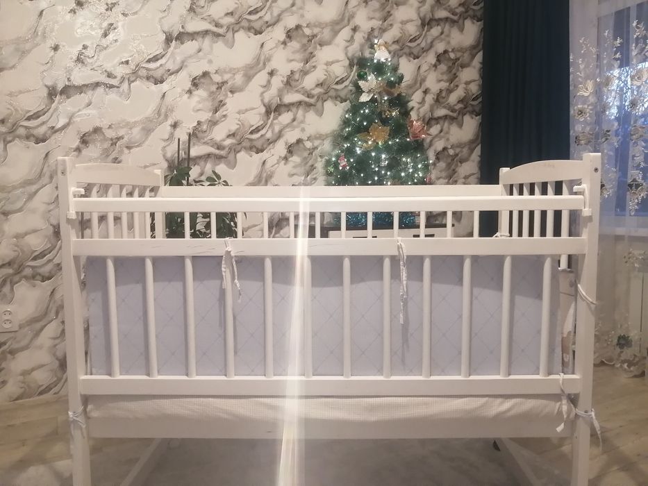 Детская кроватка качка